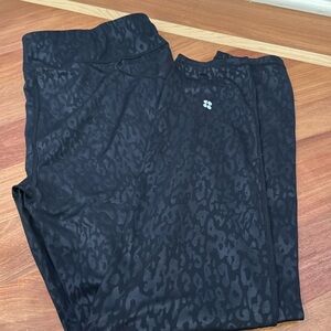Sweaty Beety leopard black leggings